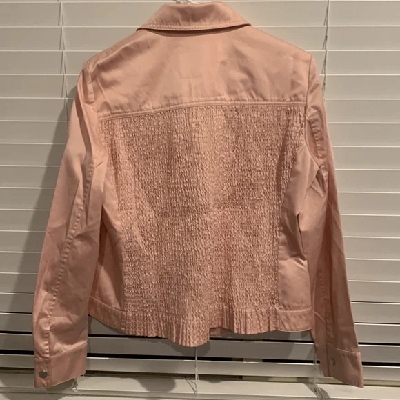 Size 8 DKNY two piece suit. Light pinkish cream color - Picture 5 of 5